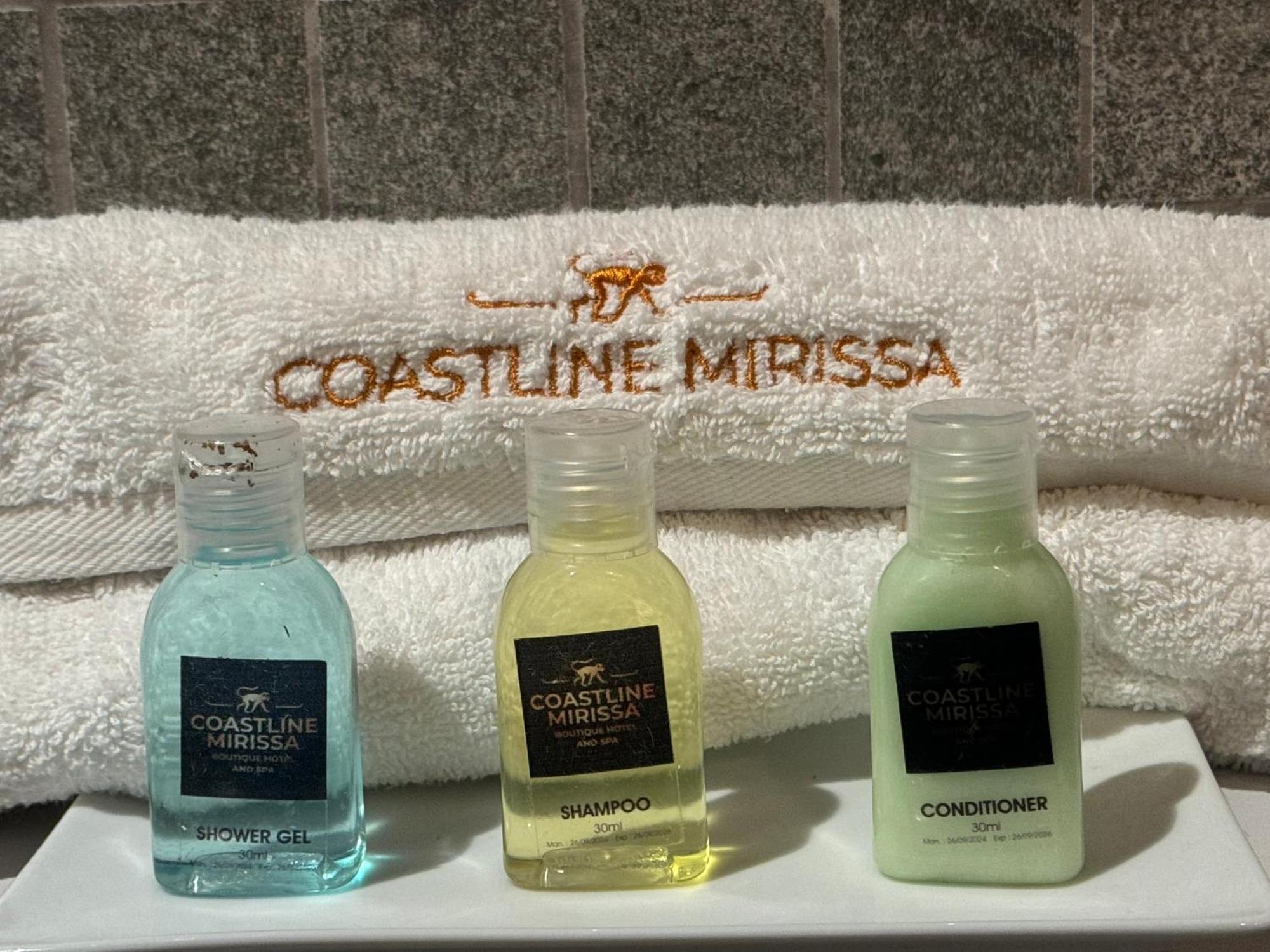 Coastline Mirissa Boutique Hotel And Spa Szoba fotó