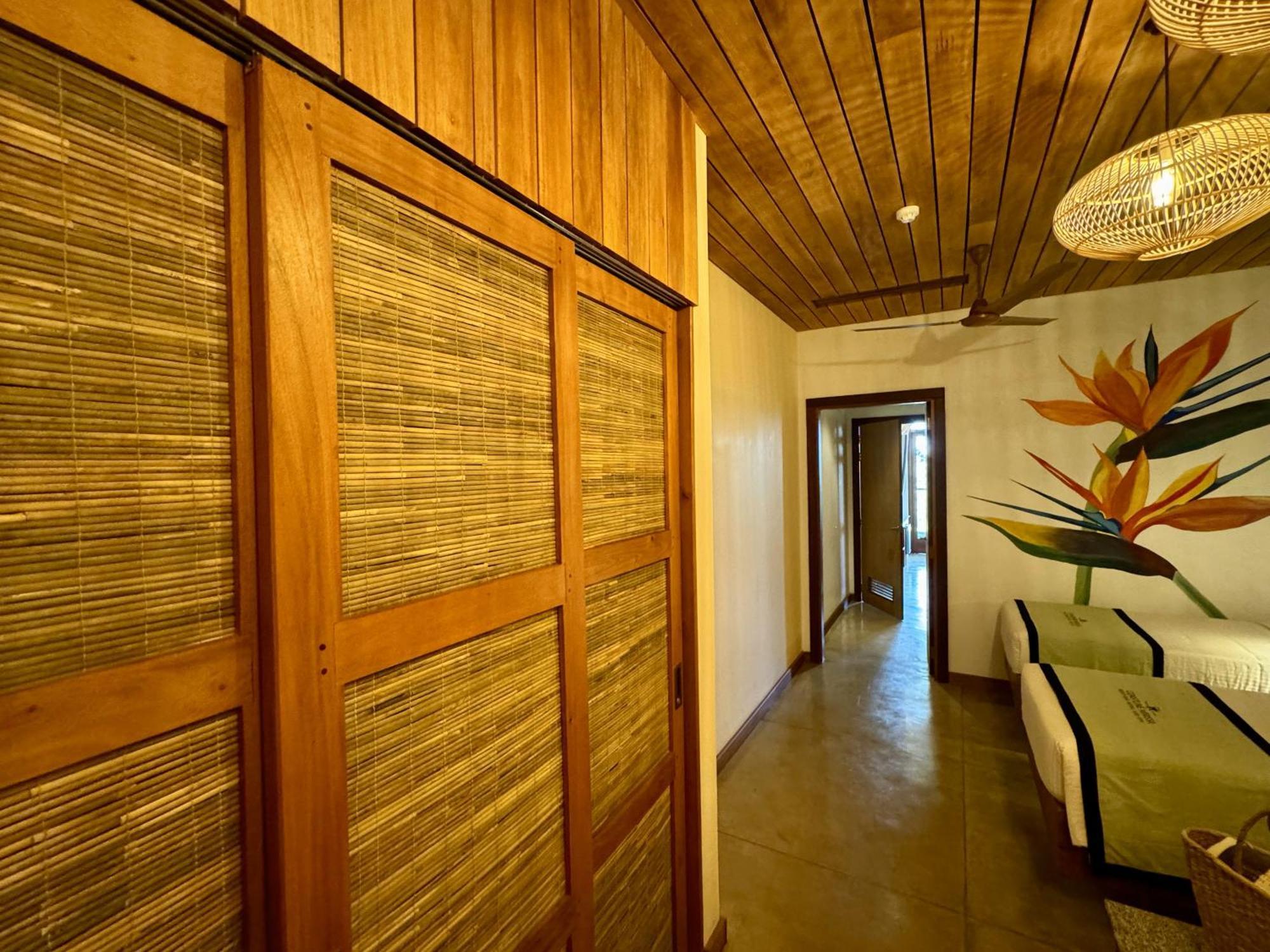 Coastline Mirissa Boutique Hotel And Spa Kültér fotó